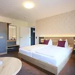 Muenchner Hof Otel Herford