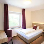 Muenchner Hof Otel