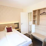 Muenchner Hof Otel Herford