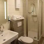 Otel Muenchner Hof 3*