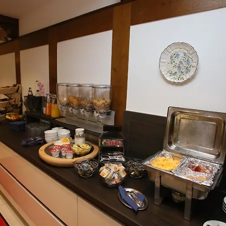 Hotel Münchner Hof 3*