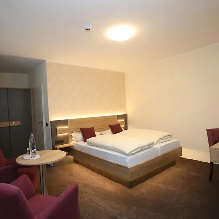 Muenchner Hof 3* Herford