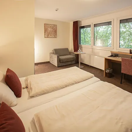 Muenchner Hof 3*