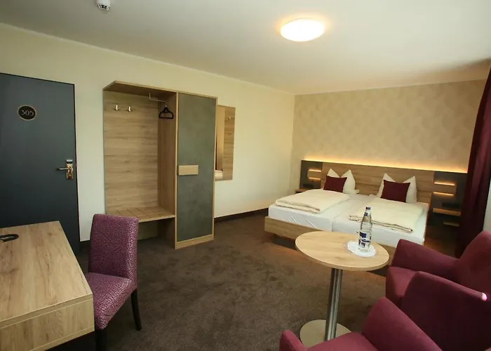 Muenchner Hof 3* هيرفورد