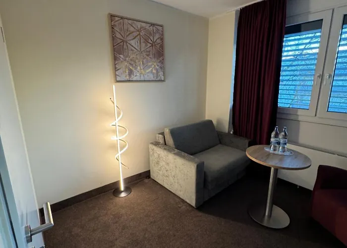 Muenchner Hof هيرفورد