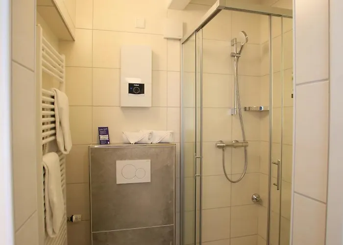 فندق Muenchner Hof 3*